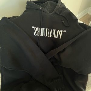 PLEASURES UNISEX OVERSIZED HOODIE